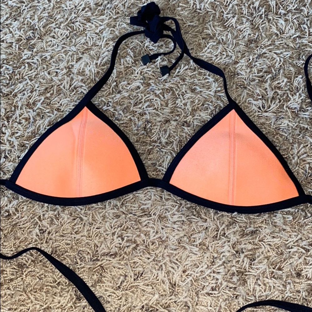 Triangl top